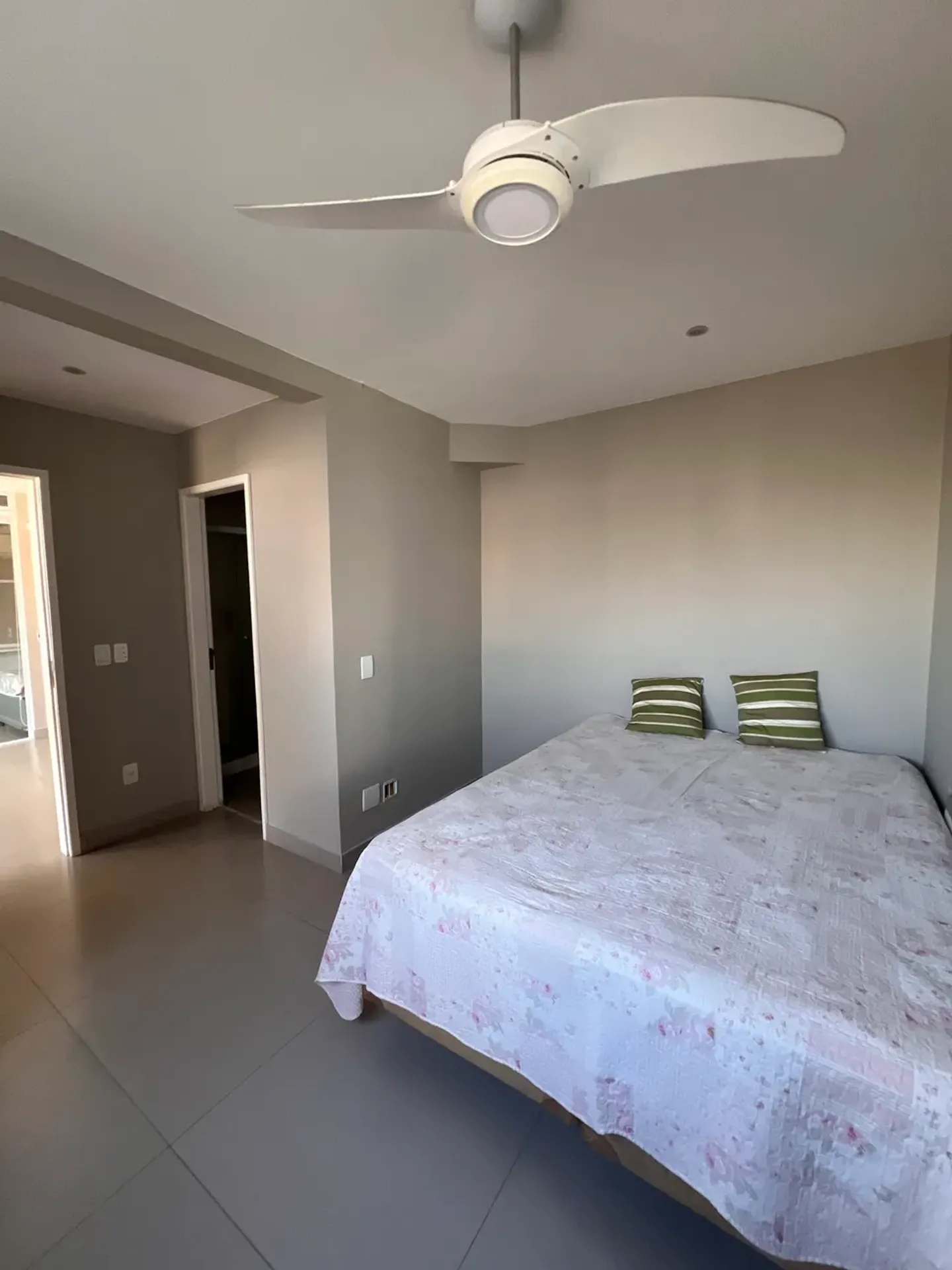 Apartment with 3 bedrooms and 5 bathrooms plus a terrace — photo 2