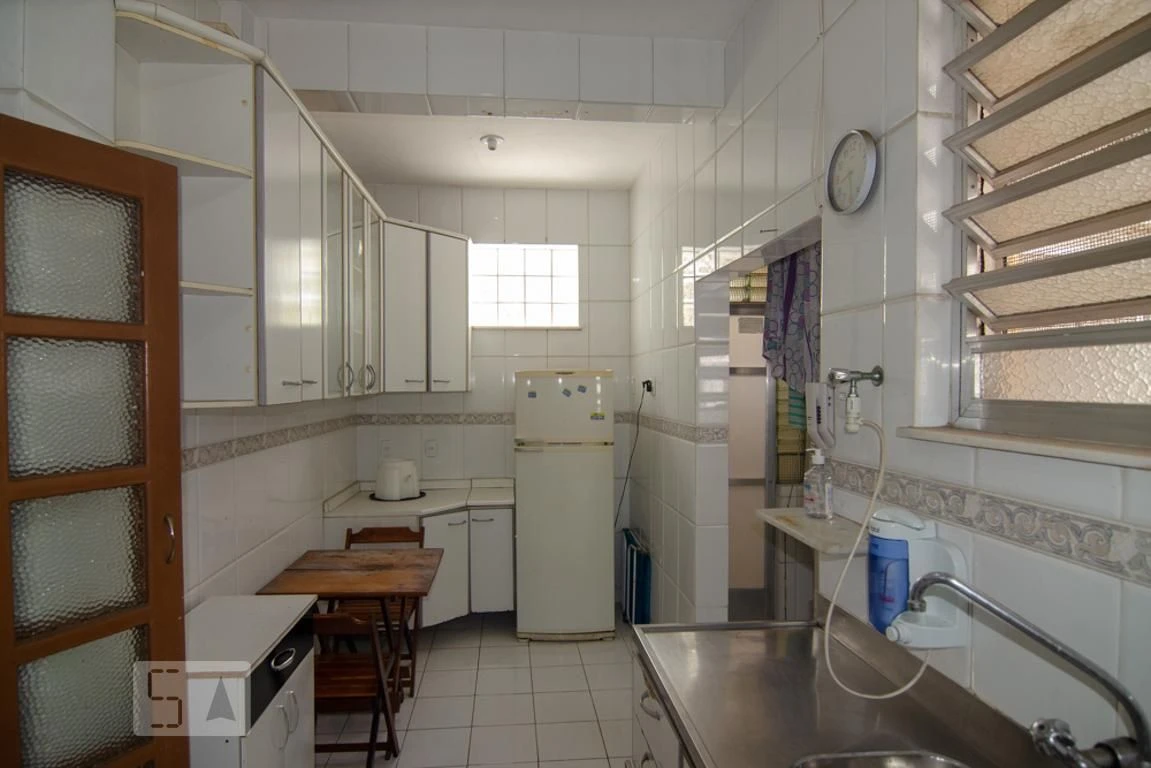 Furnished apartment with 2 bedrooms and 2 bathrooms — photo 11