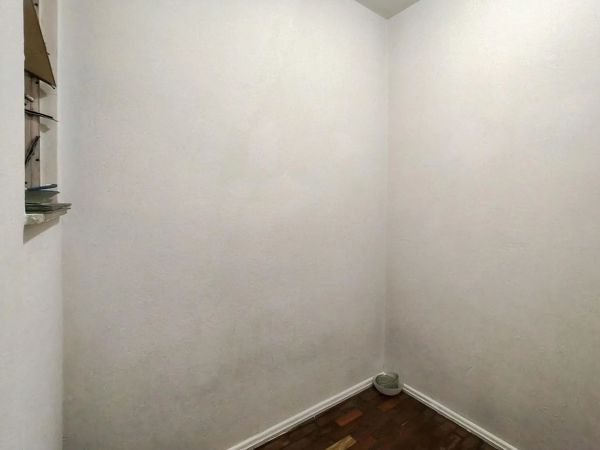 Furnished 4-bedroom apartment with 3 bathrooms — photo 72