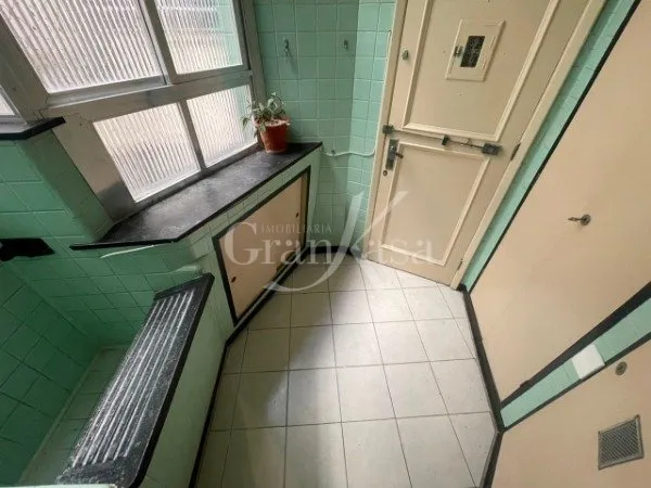 Apartment with 3 bedrooms and 1 bathroom, no parking — photo 10