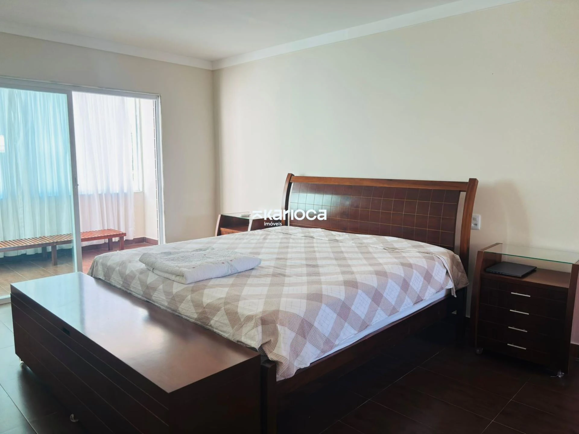 Furnished house with 6 en-suites and a private pool — photo 16