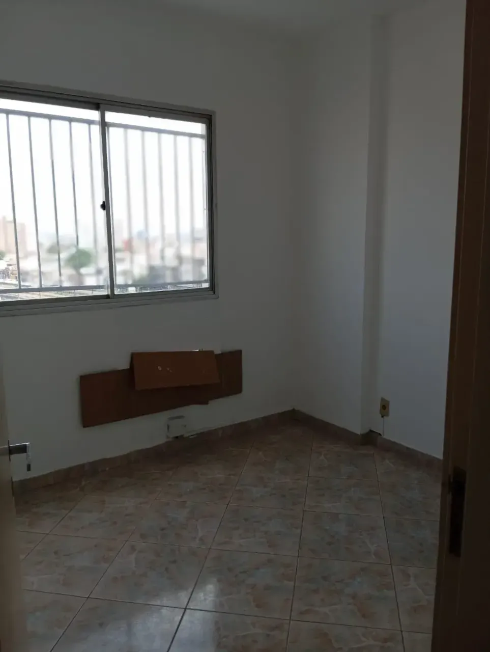 3-bedroom apartment with 2 bathrooms and no parking — photo 7