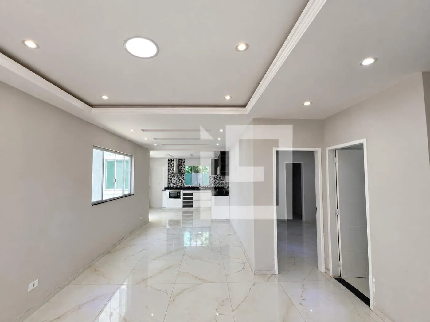 Casa, 220 m², com closet — photo 7