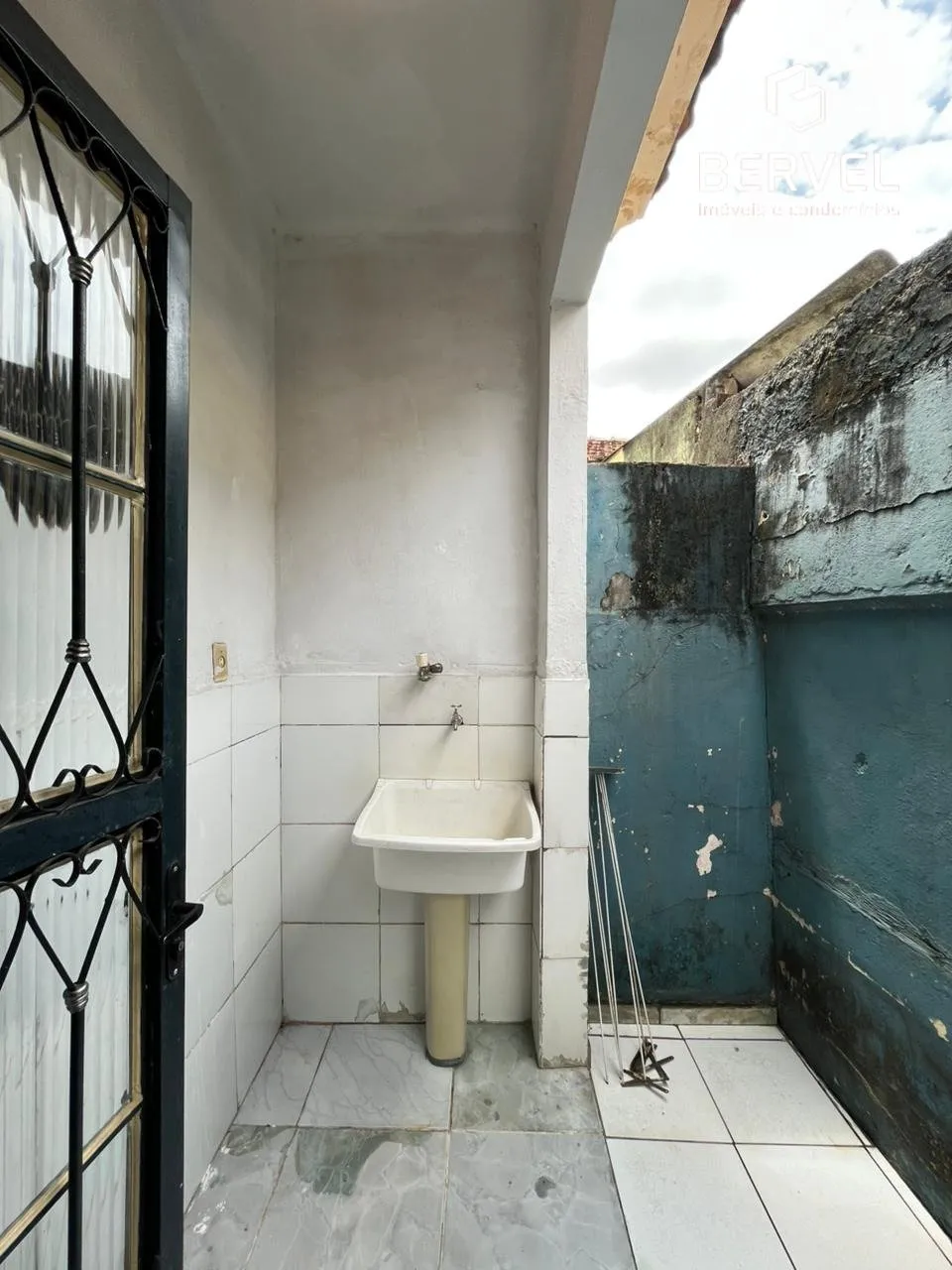House with 1 bedroom and ceramic tile floors — photo 6