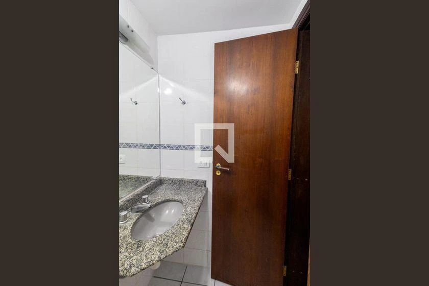 Apartamento de 2 quartos em condomínio com academia — photo 38