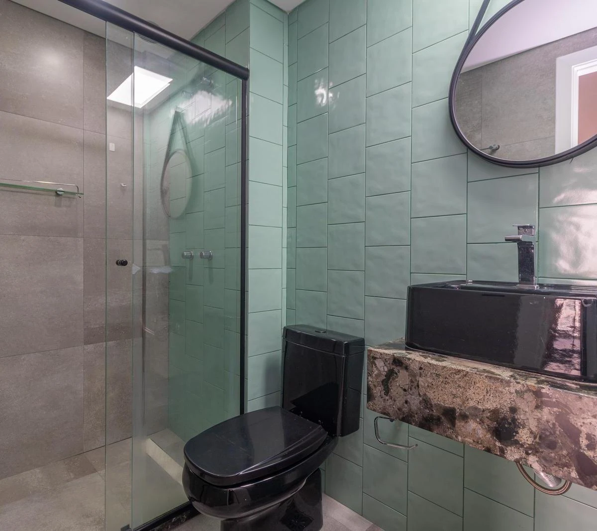 Квартира з 2 спальнями, скляним балконом і 110 м² — photo 9