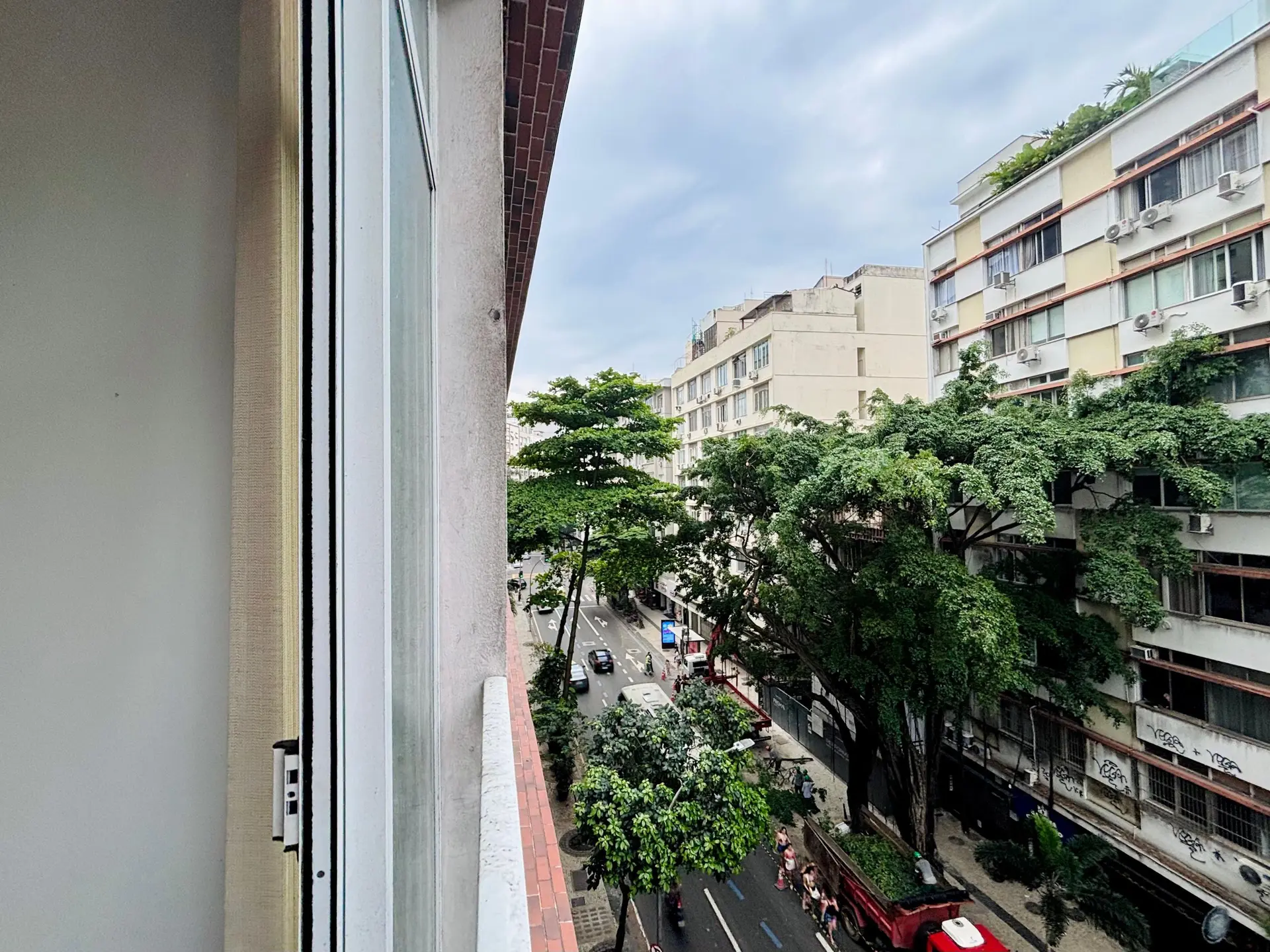 3-bedroom apartment with a jacuzzi in Rio de Janeiro — photo 18