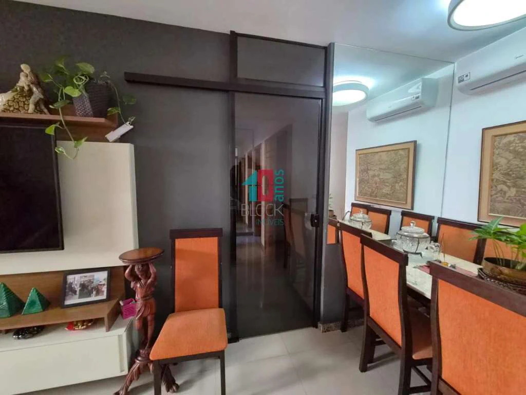3-bedroom apartment with a washing machine — photo 20
