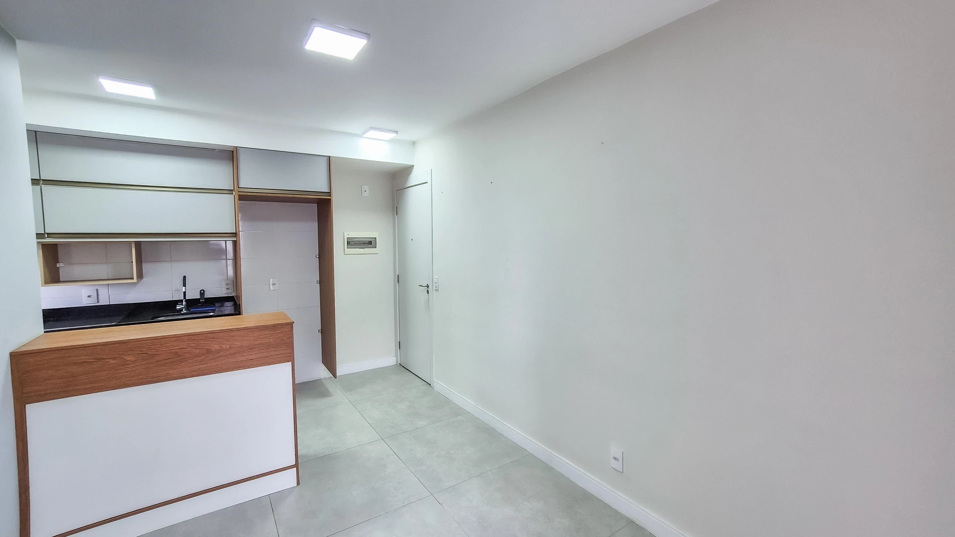 Apartamento com 2 quartos e varanda — photo 3