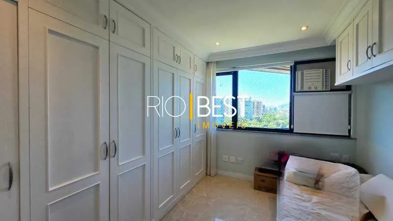 Furnished apartment with 4 bedrooms and 5 bathrooms — photo 20