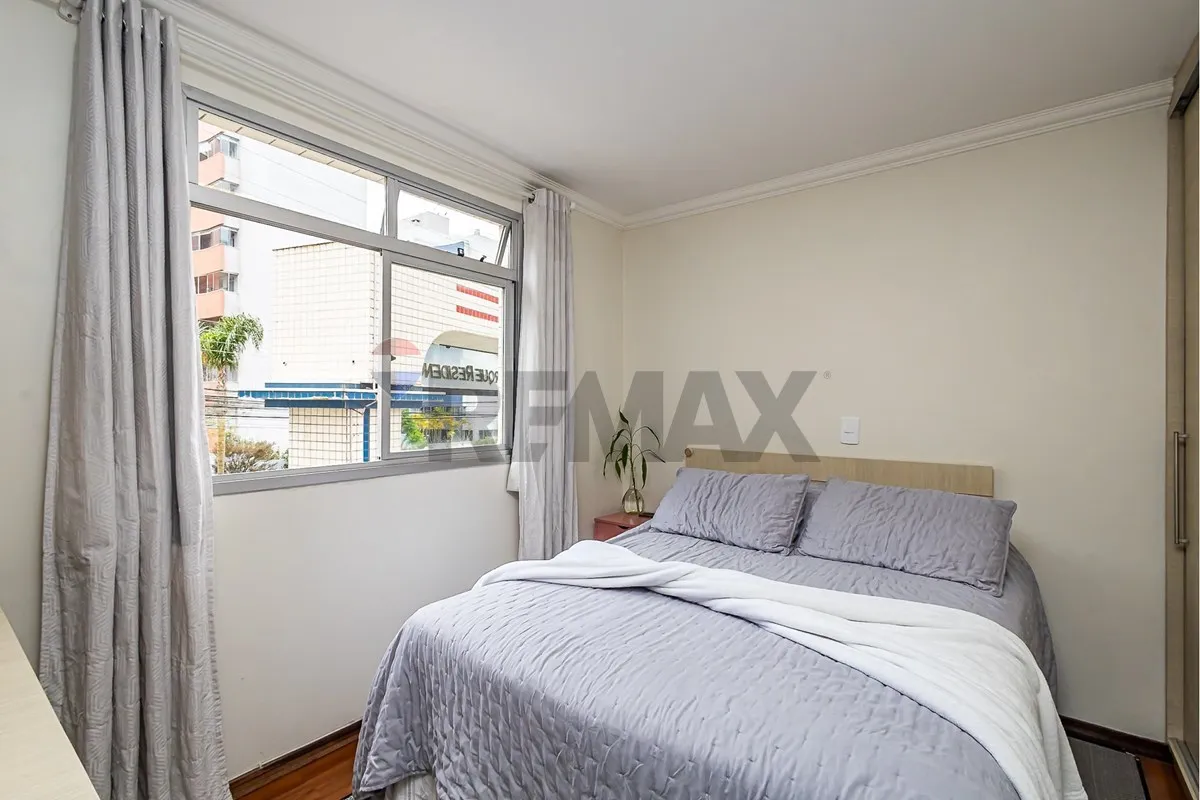 67 m² apartment with a washing machine and a bathtub — photo 18