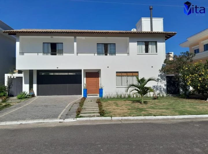 Furnished house with open-plan kitchen and 388 m² — photo 4
