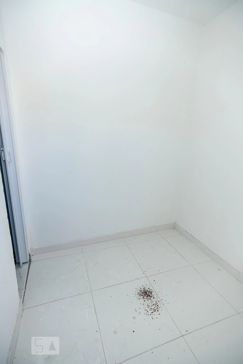 Unfurnished 2-bedroom apartment with maid’s room — photo 21