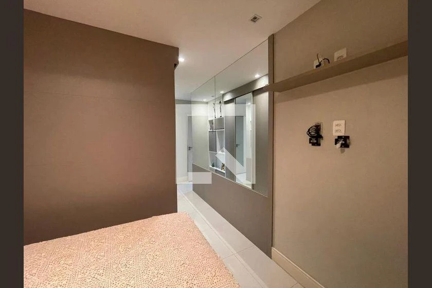 Apartamento mobiliado com 3 quartos e 280 m² — photo 24