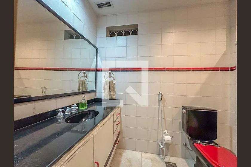 Квартира в аренду: 4 спальни, балкон, 500 м² — photo 41