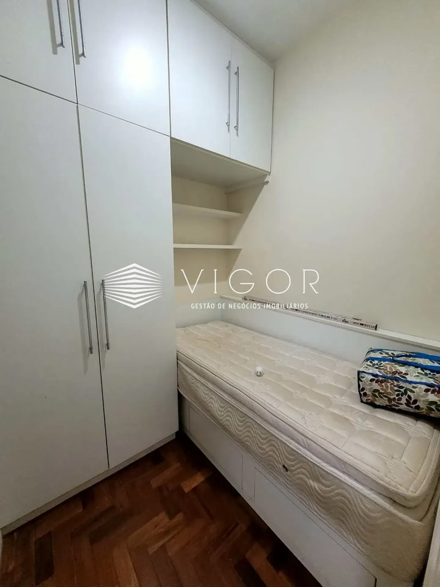 Furnished 347 m² apartment on the 2nd floor, 4 bedrooms — photo 12