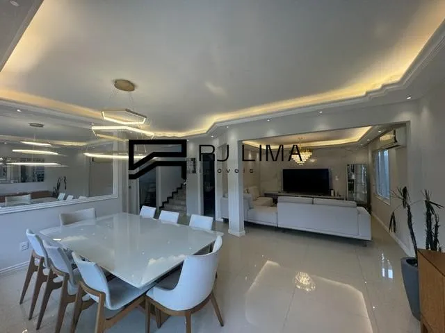 5-bedroom house with a walk-in closet in Rio de Janeiro — photo 7