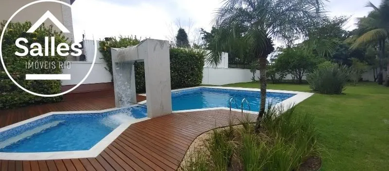 Casa sem mobília com 4 quartos, 5 banheiros e varanda — photo 15