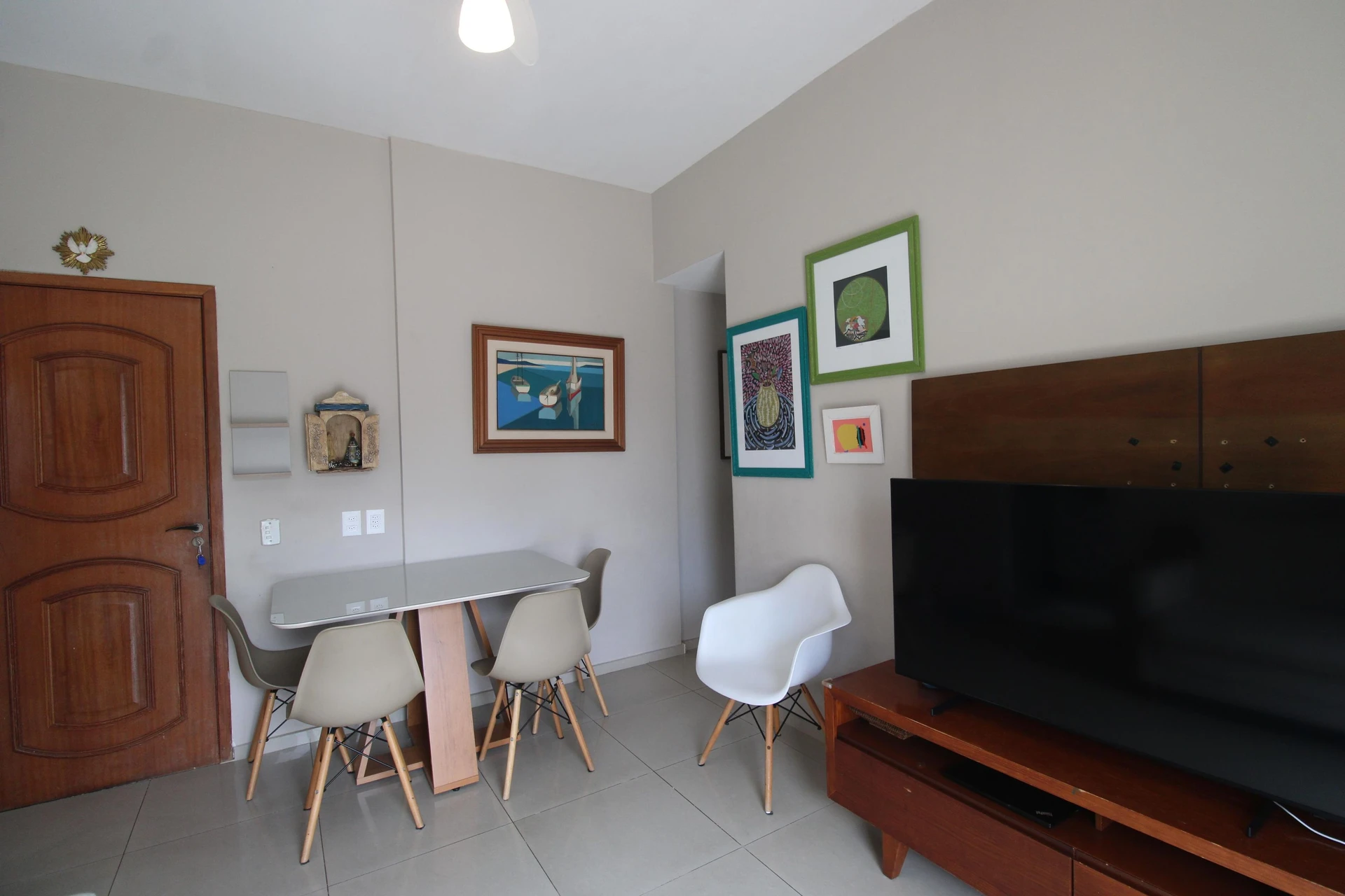 60 m² apartment with a washing machine and a mountain view — photo 20
