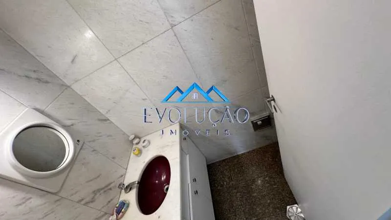 Furnished 4-bedroom apartment with 400 m² — photo 15