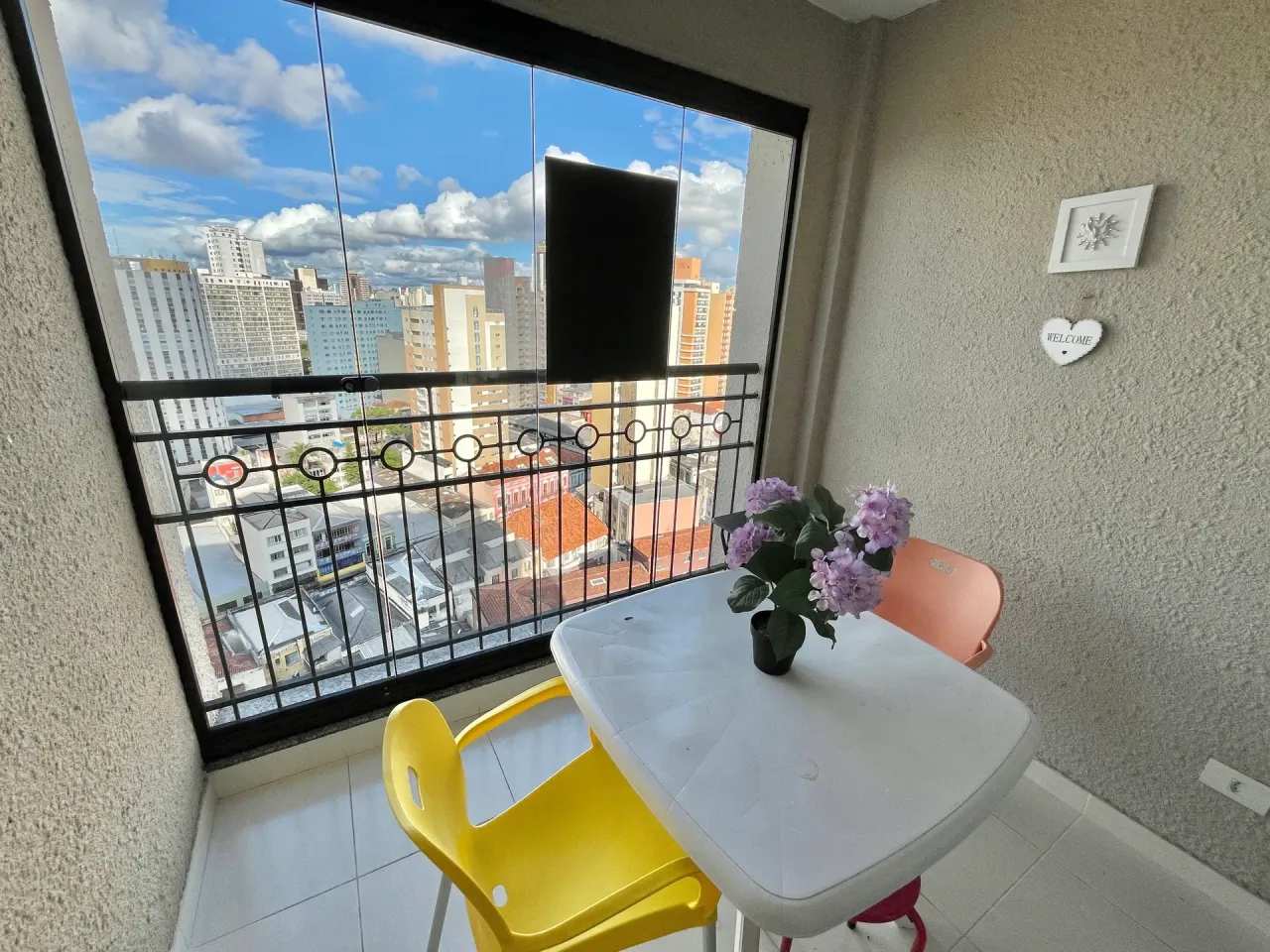 40 m² furnished apartment with parking and high floor — photo 4