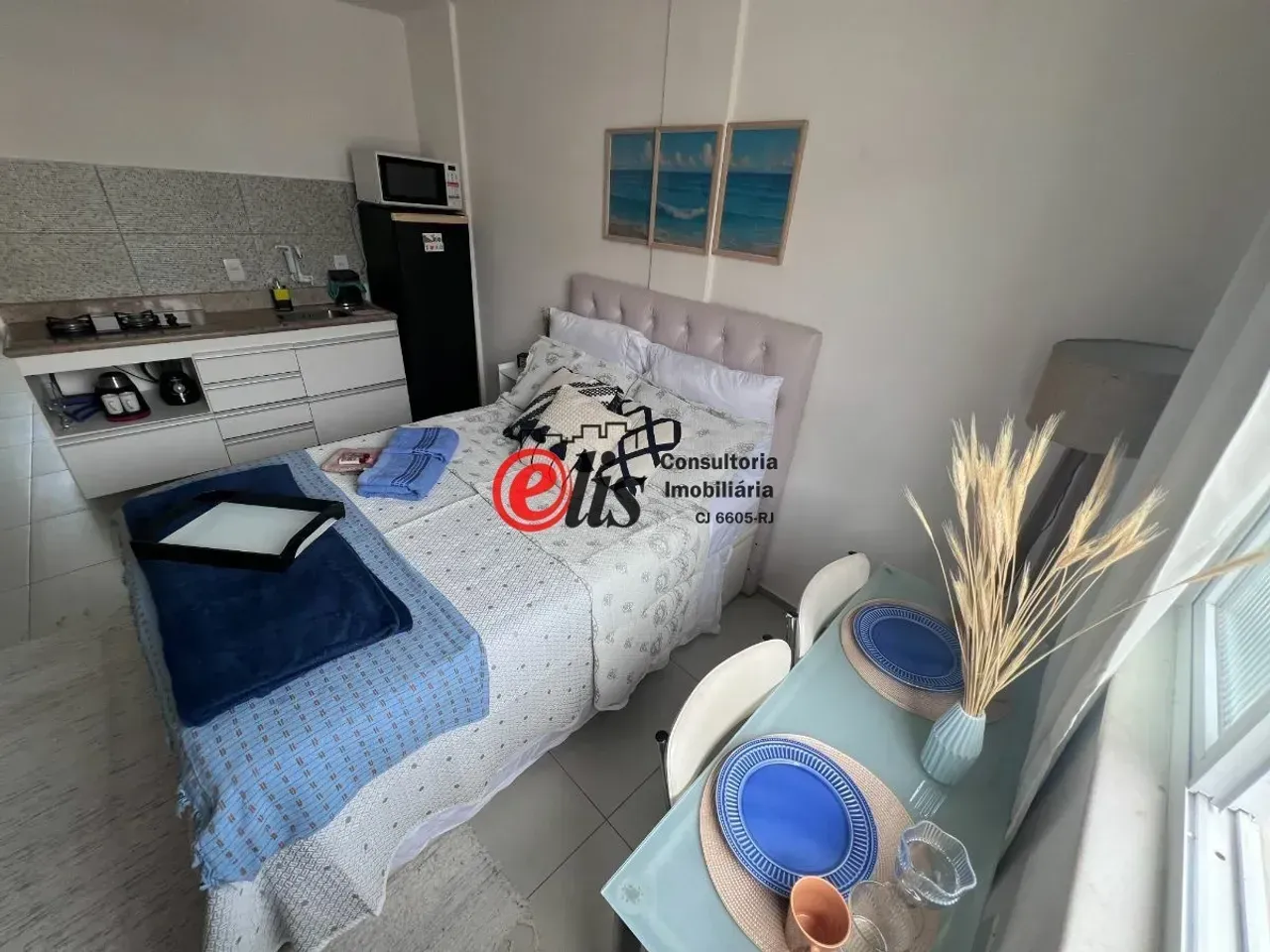 Furnished 1-bedroom apartment with compact kitchenette — photo 29
