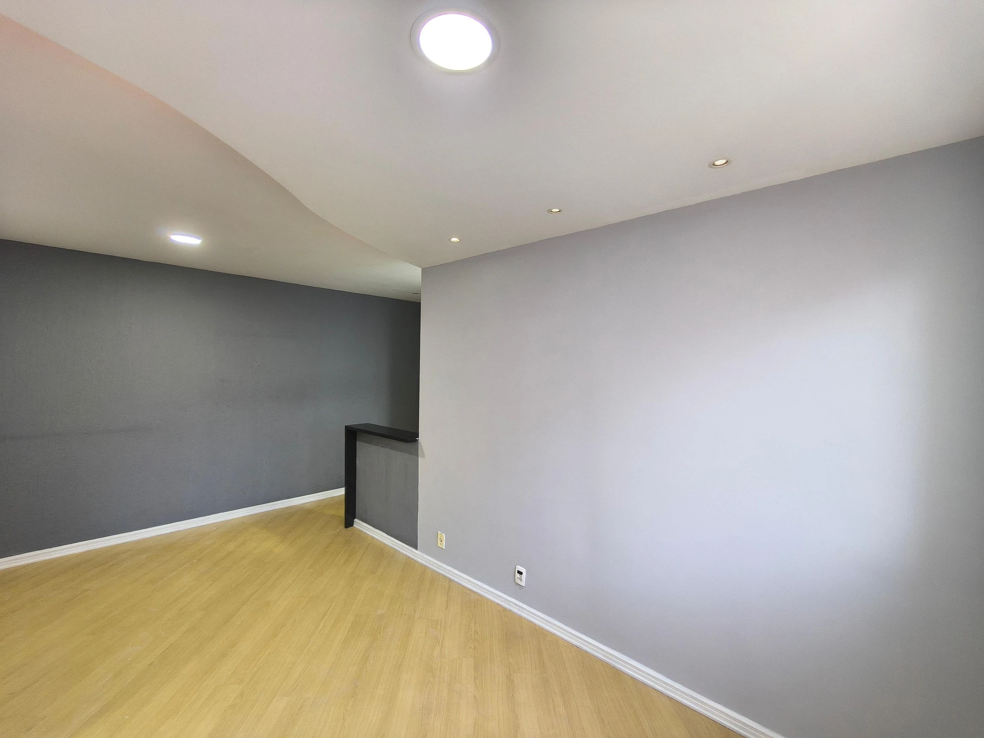 Home office in a 2-bedroom apartment, 50 m² — photo 28