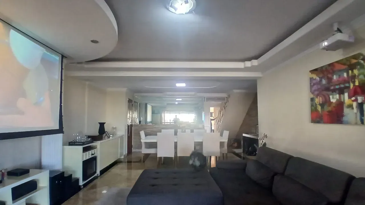 3-bedroom apartment with a bathtub in Rio de Janeiro — photo 23