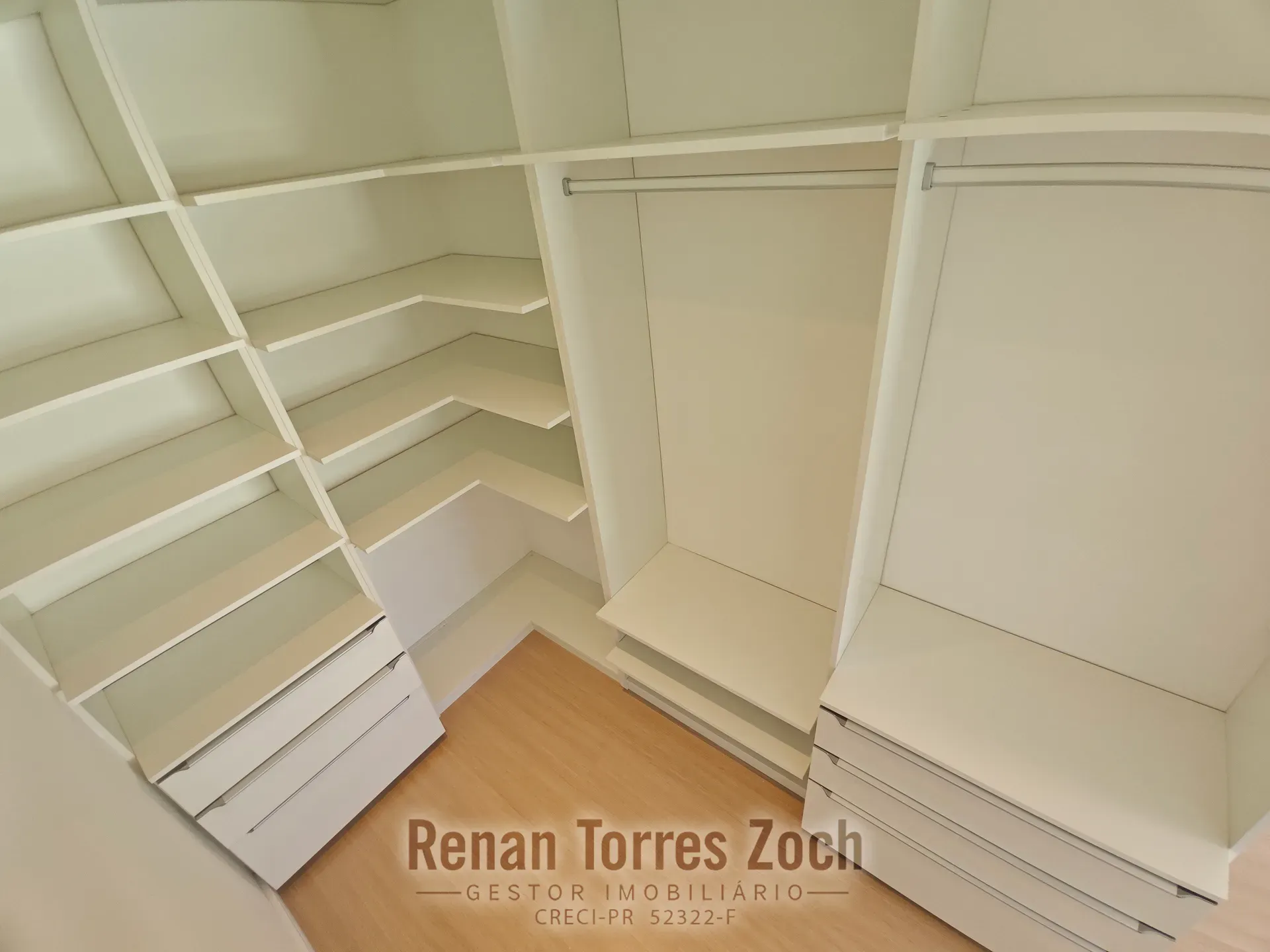 House, 121 m², with a walk-in closet — photo 4