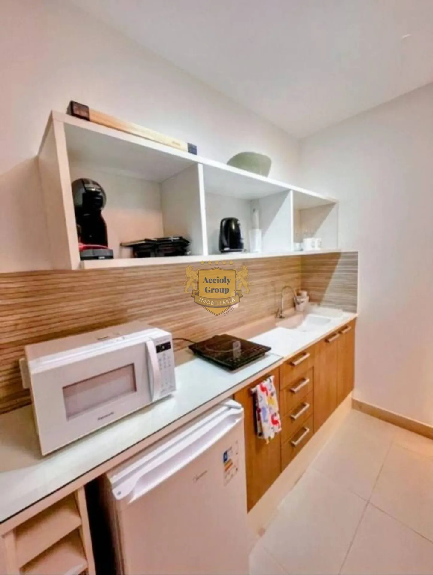 Furnished apartment, 20 m², with a glass-enclosed balcony — photo 24