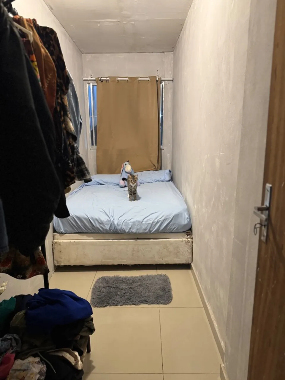 Apartamento mobiliado de 1 quarto com banho em box de vidro — photo 3