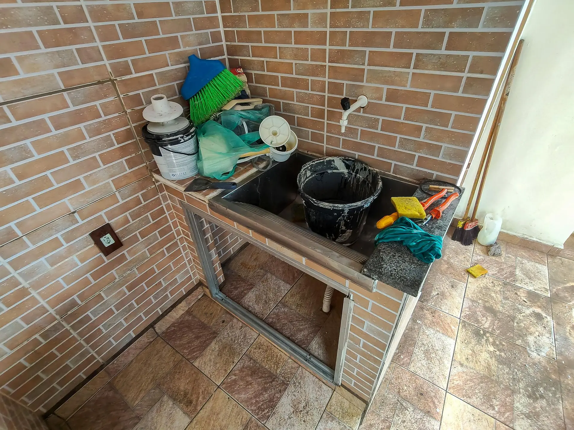 Орендна квартира з 2 спальнями та окремою кухнею — photo 18