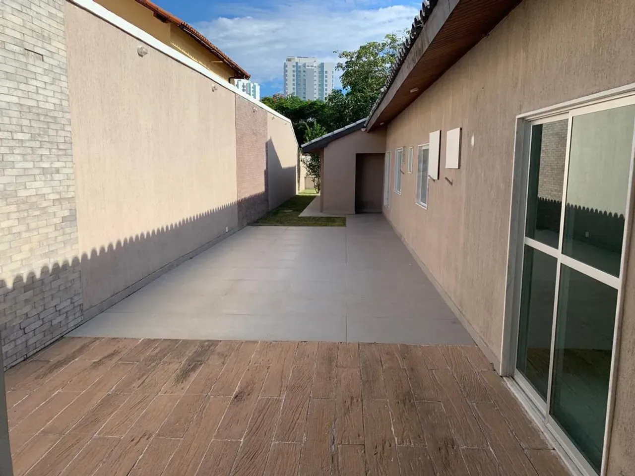 House, 450 m², with a private BBQ — photo 22