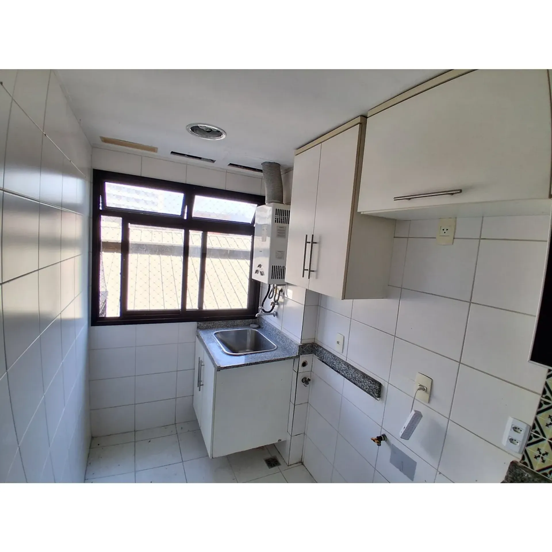 73 m² 2-bedroom rental apartment with balcony — photo 15