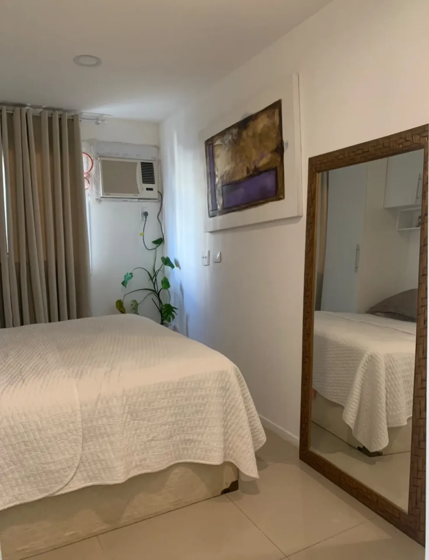 Furnished apartment, 74 m², with a glass-enclosed balcony — photo 5