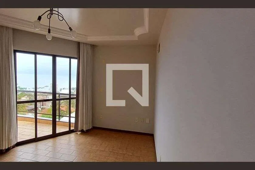 Casa amoblada en alquiler con 3 suites y piscina — photo 22