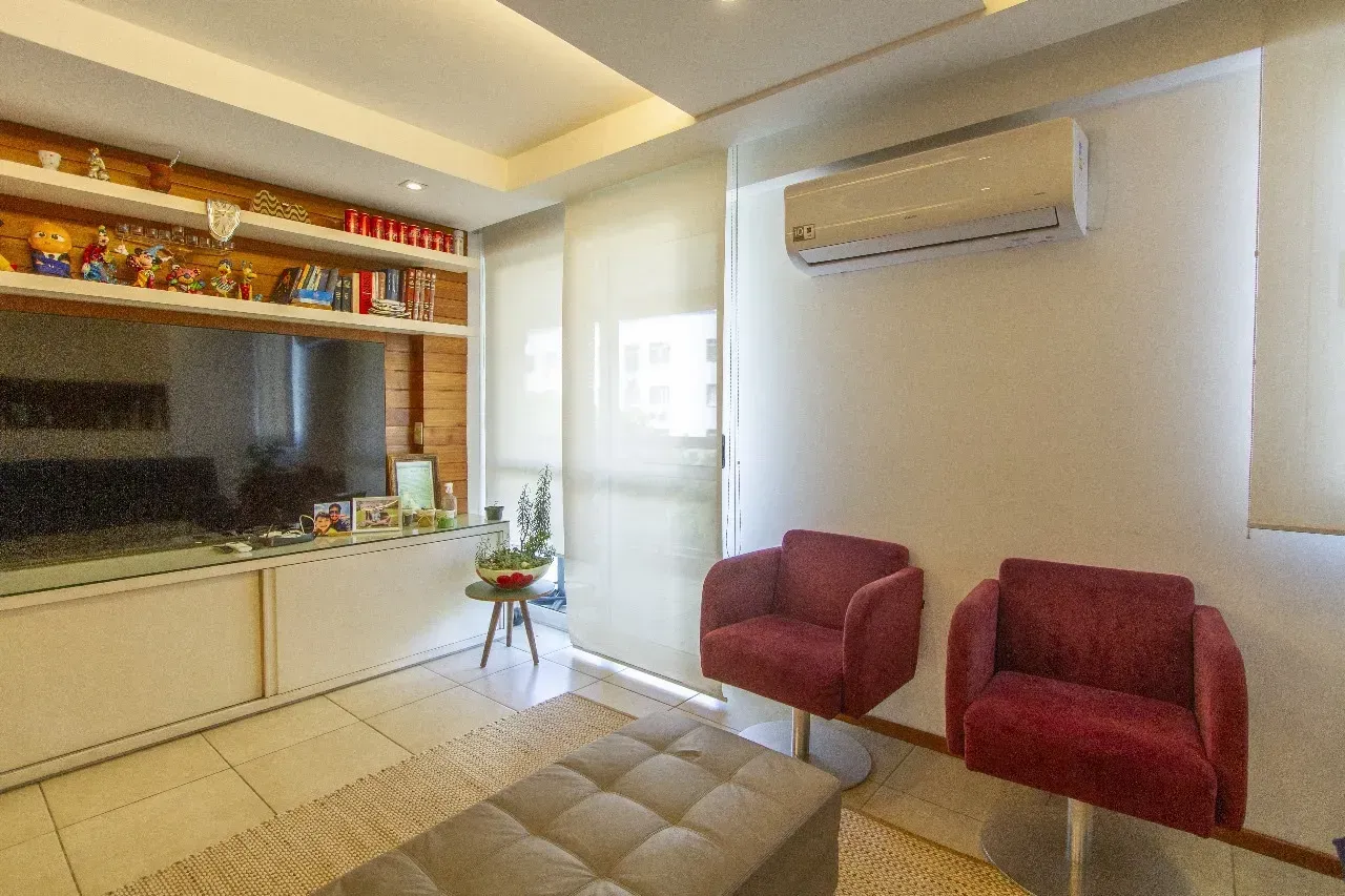 Furnished 100 m² apartment with a bedroom en-suite — photo 44