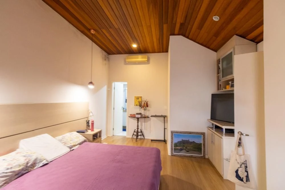 3-bedroom apartment with a home office — photo 28