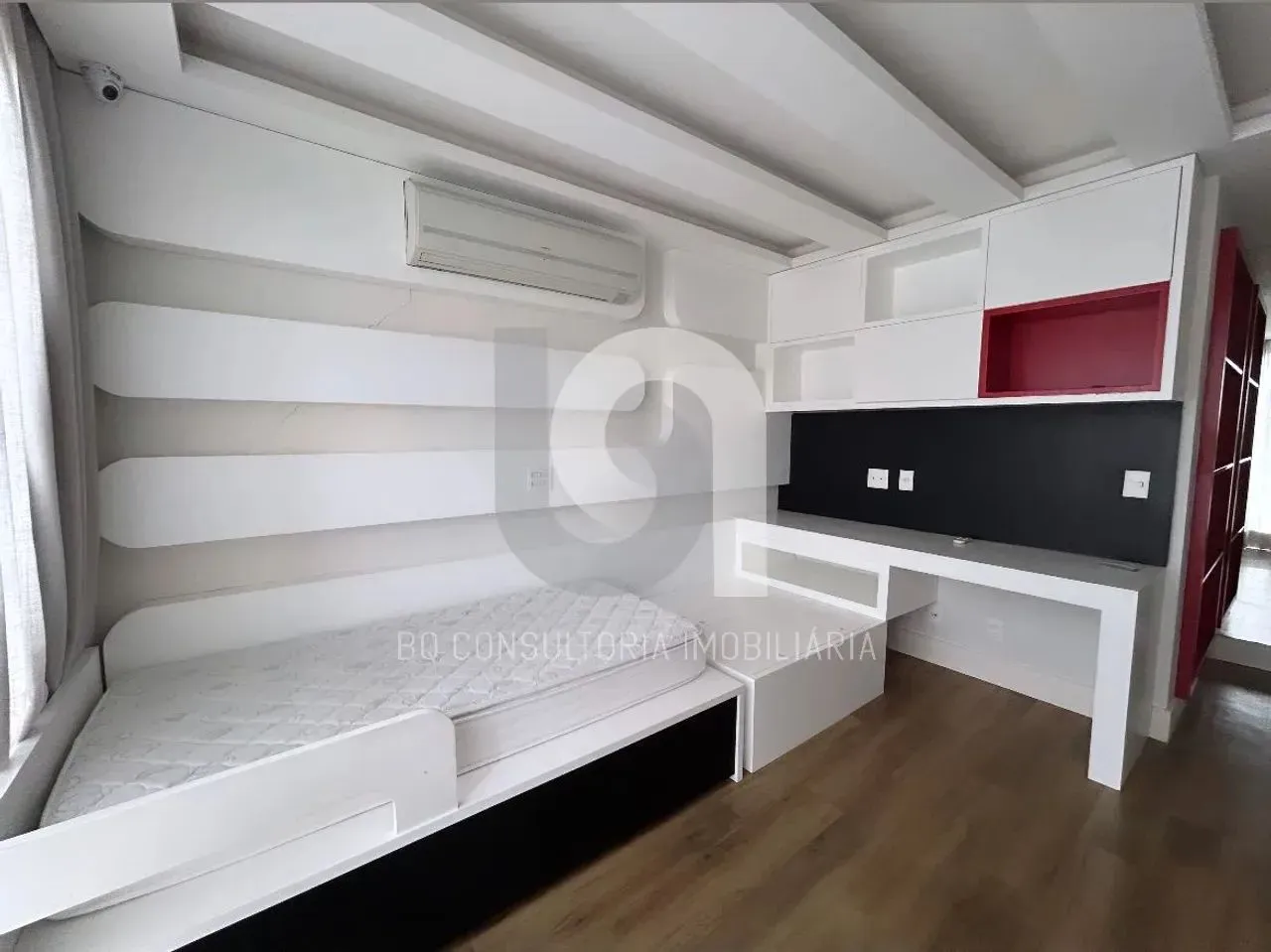 Casa mobiliada com 5 quartos e cozinha integrada a gás — photo 18