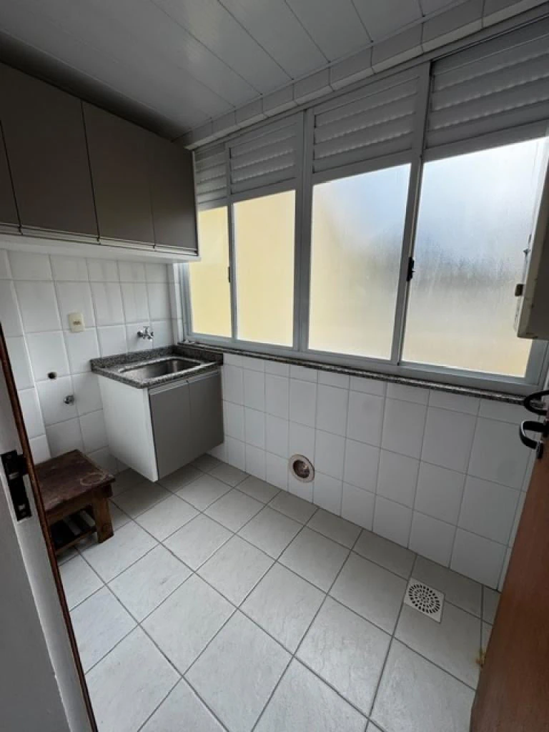 95 m² apartment with 2 bedrooms and a suite — photo 8