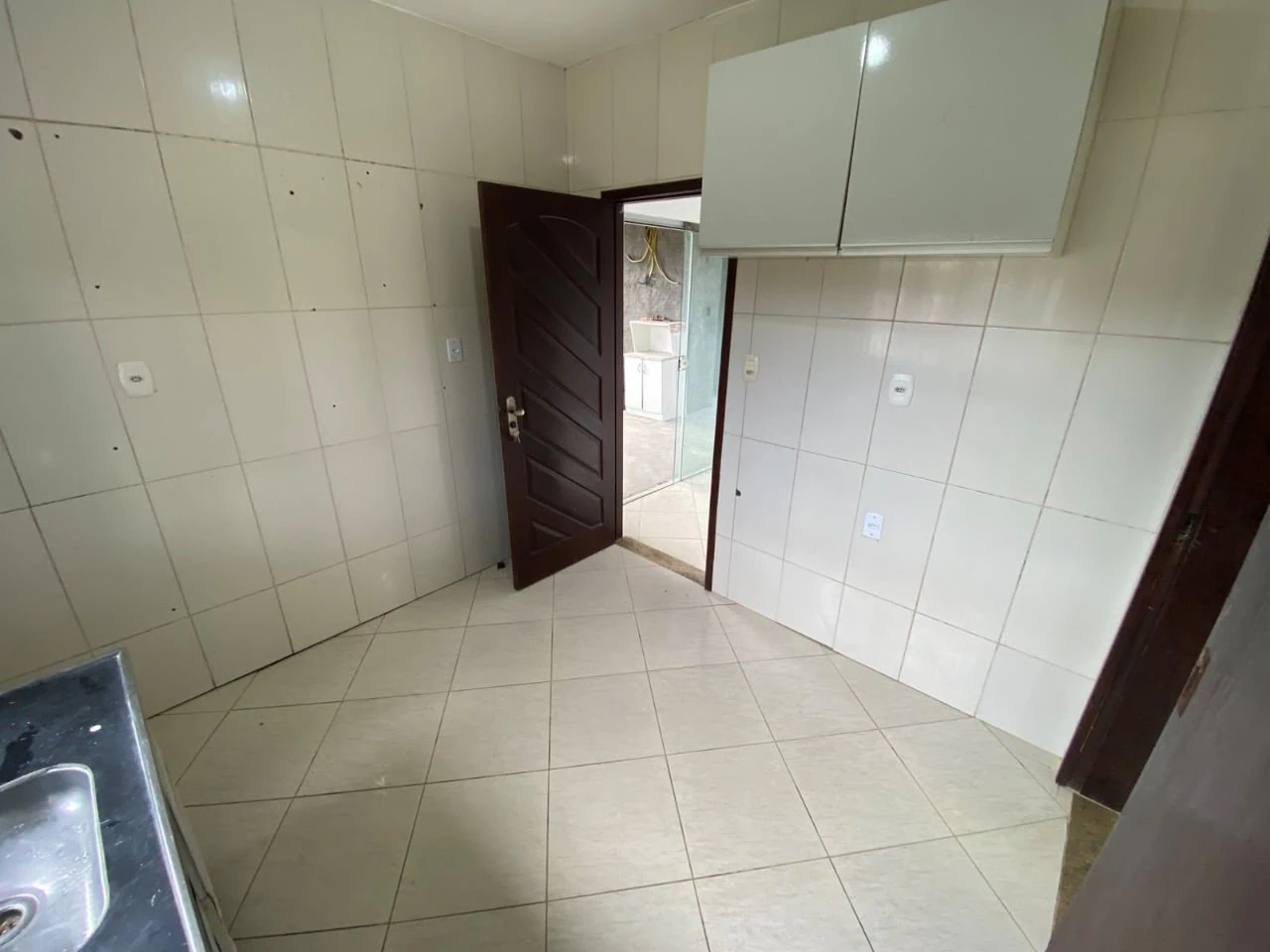 House with 2 bedrooms and a separate closed kitchen — photo 10
