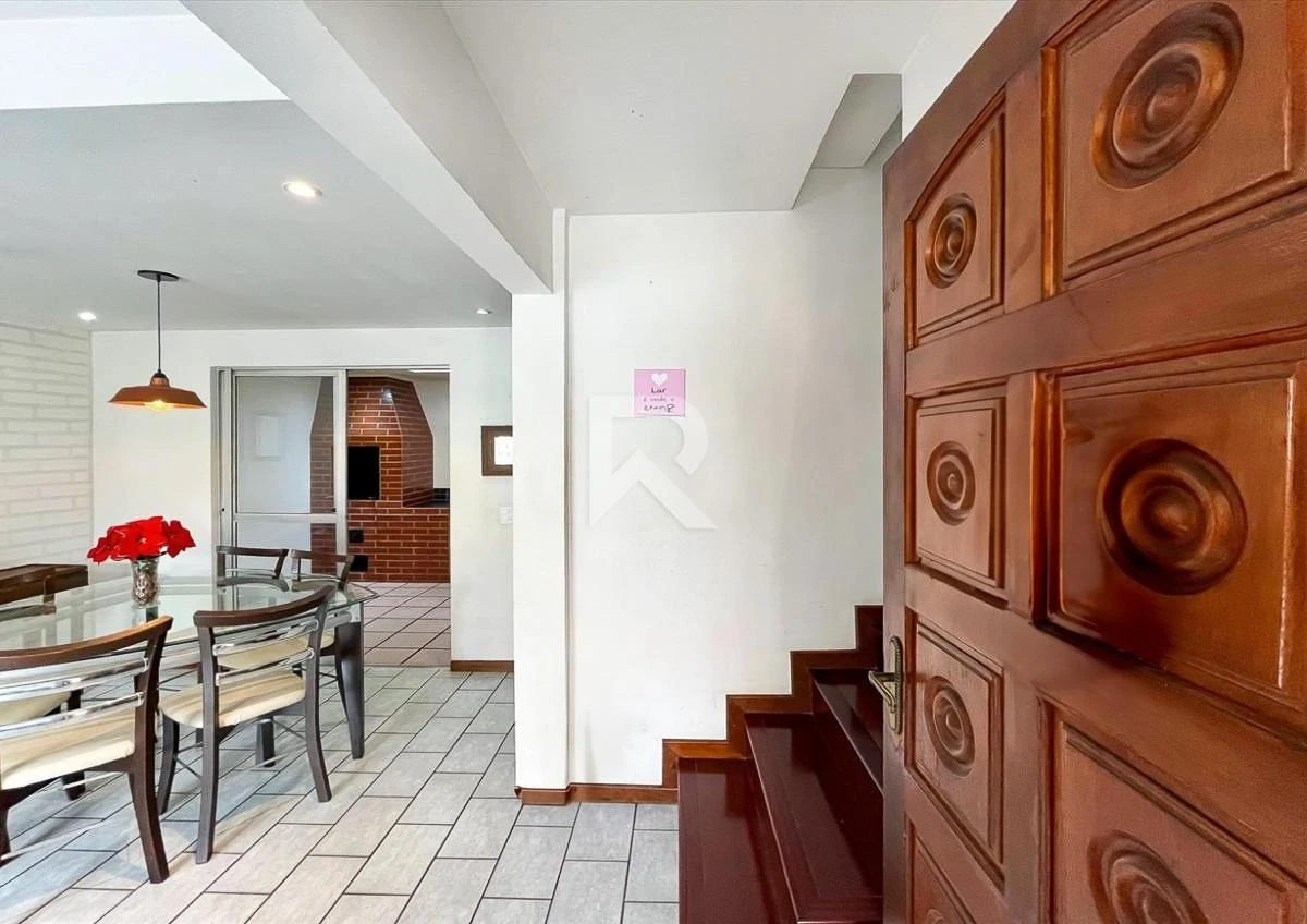 100 m² house with a grill on the balcony and a home office — photo 22
