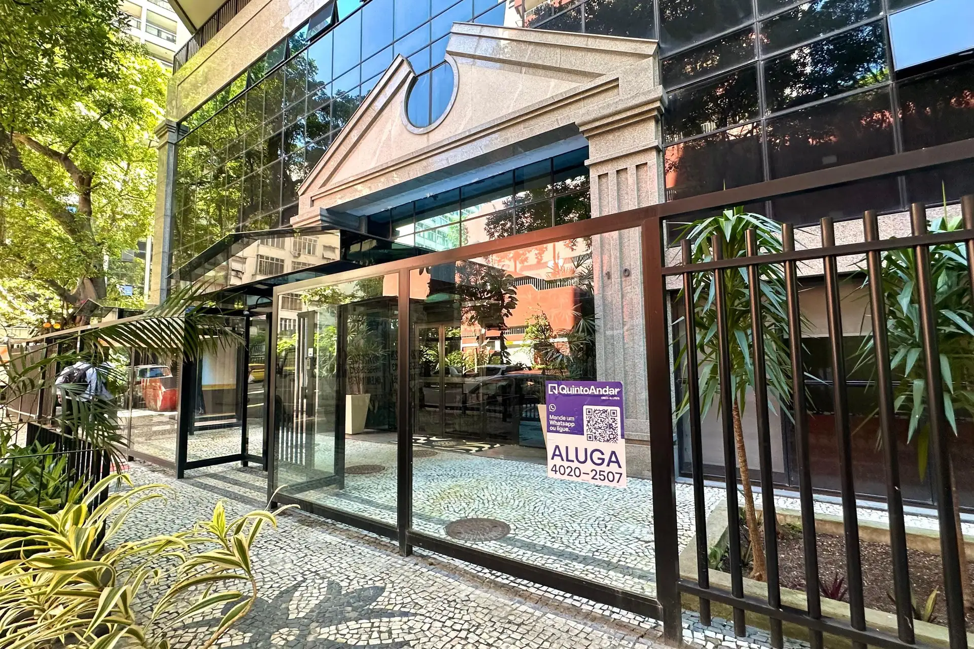 Apartamento mobiliado com 2 suítes e 3 banheiros — photo 11