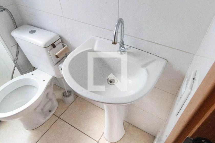 2-bedroom apartment in a building with a pool — photo 5