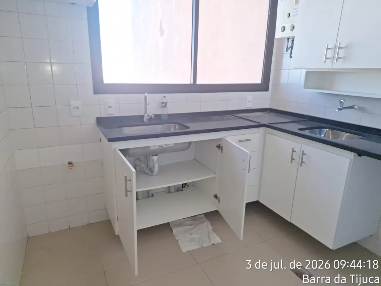 2-bedroom apartment in a building with a gym — photo 11