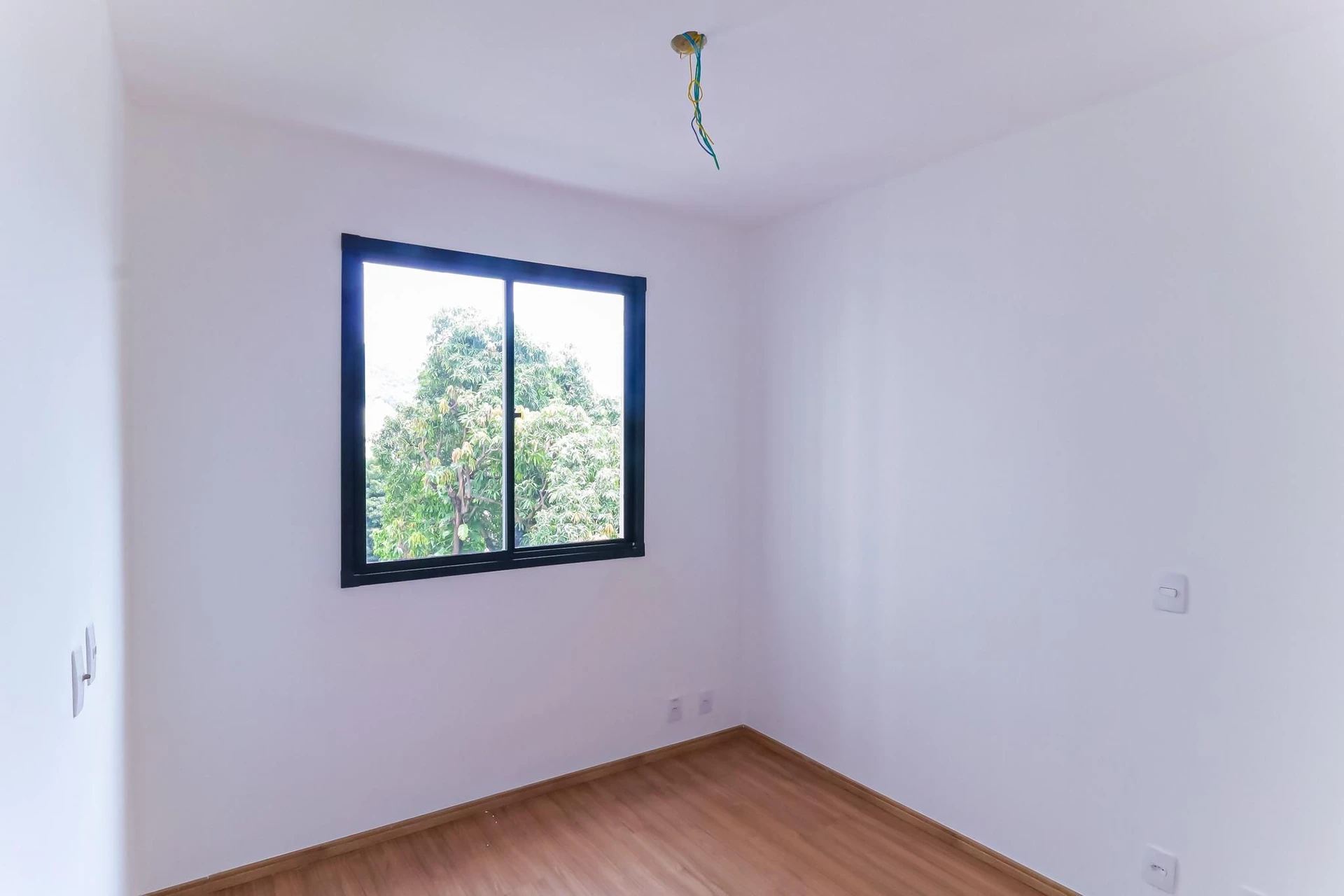 Apartamento de 2 quartos em condomínio com piscina — photo 27