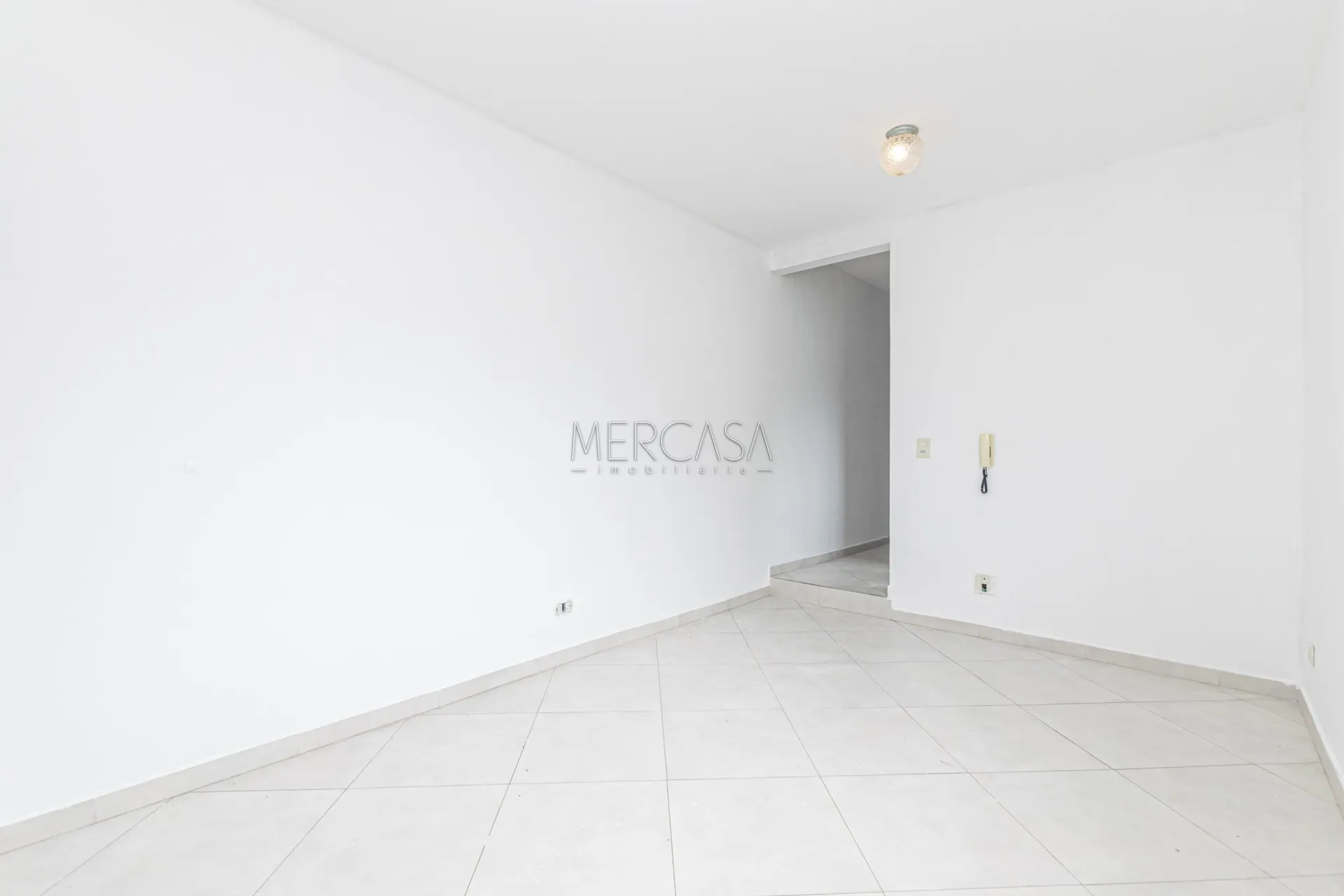 One-bedroom, 31 m² apartment in Curitiba — photo 16
