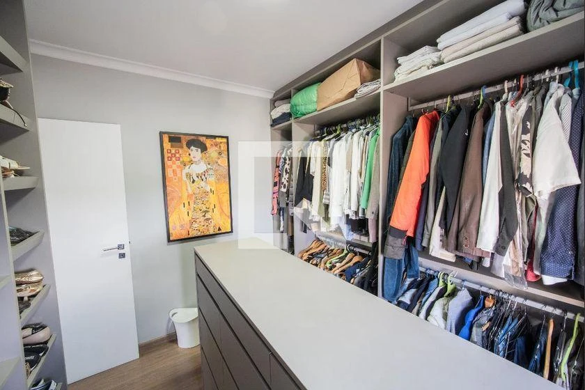 Furnished apartment, 91 m², with a walk-in closet — photo 11