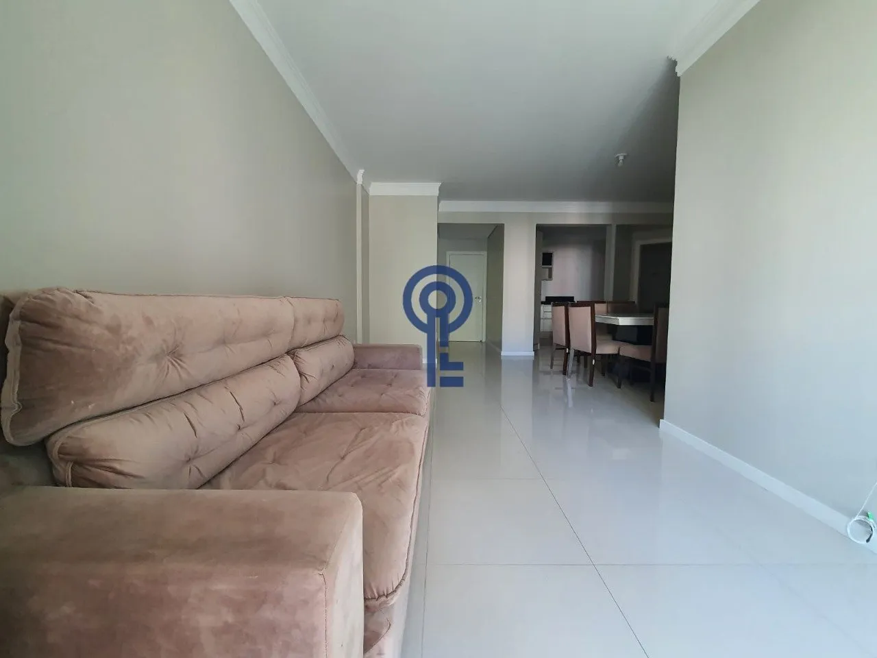 4-bedroom apartment with a mountain view — photo 12