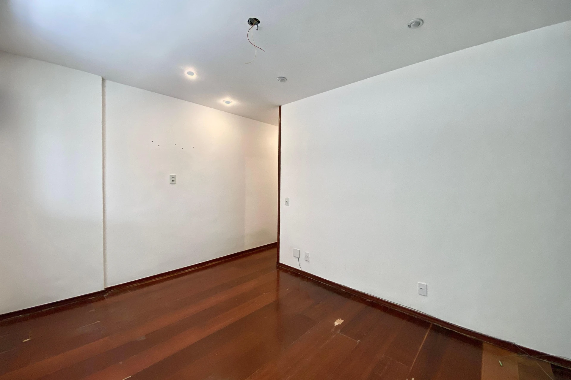 Apartamento com 2 quartos e varanda, vaga inclusa — photo 26